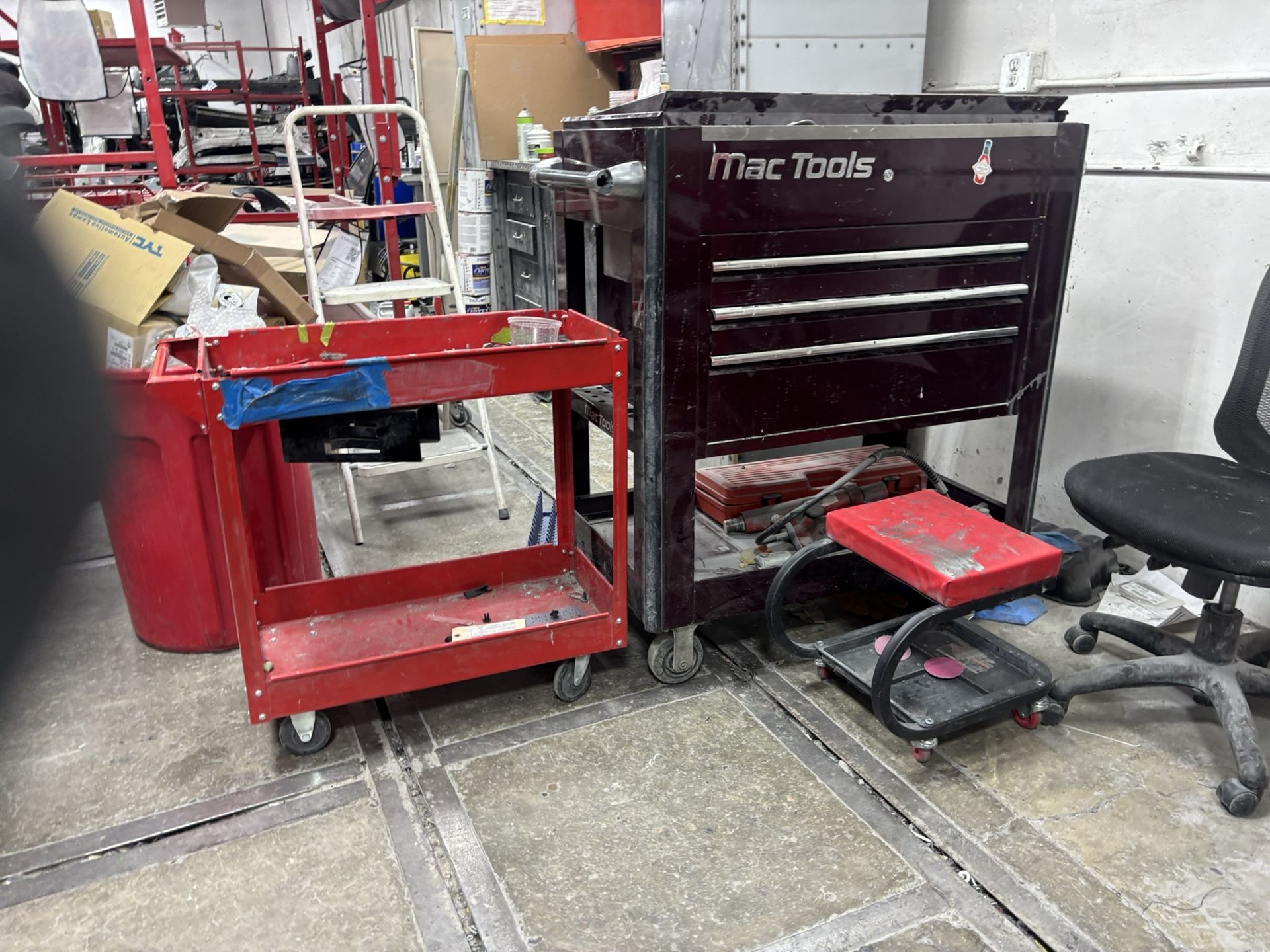 Mac Tools cart, Red cart