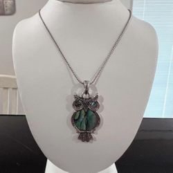 Abalone Owl Pendant Women’s Necklace