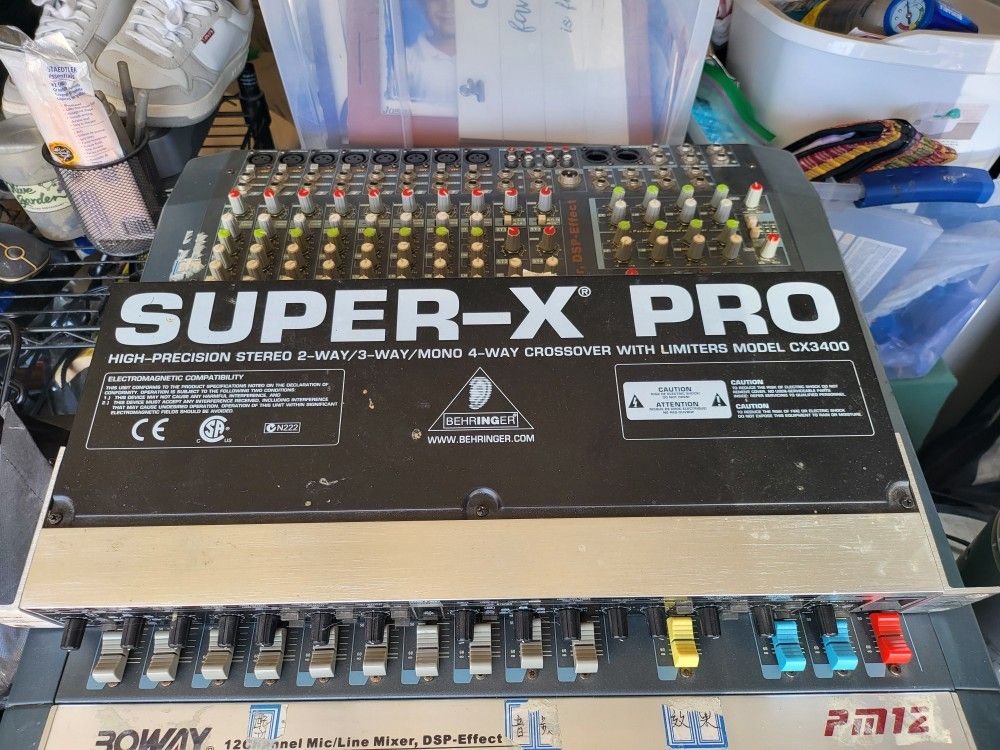 Behringer Super X Pro