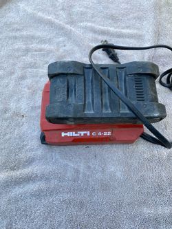 Charger battery good conditions HILTI