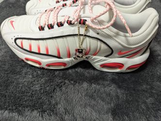 Nike Air Maxes TAILWIND... NEW