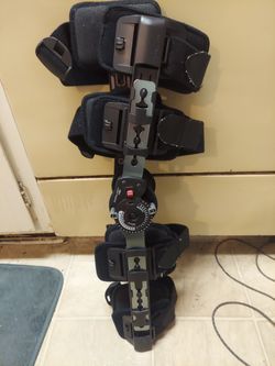 Knee Brace