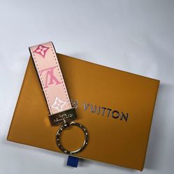 LV Key Chain 