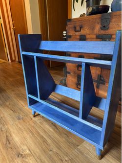 MCM bookshelf