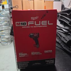 Milwaukee
M18 FUEL Gen-2 18V Lithium-Ion Brushless Cordless Mid Torque 1/2 in. Impact Wrench w/Friction Ring (Tool-Only)