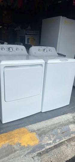 Set Washer & Dryer Electric GE Good Condition working perfect with warranty delivery available