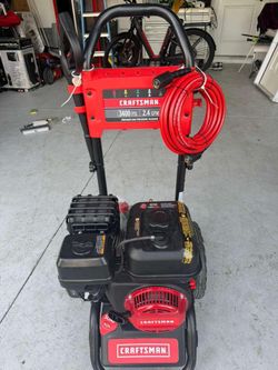 New CRAFTSMAN (49-State) 3400-PSI 2.4-GPM Cold Water Gas Pressure washer with 5 Spray Tips