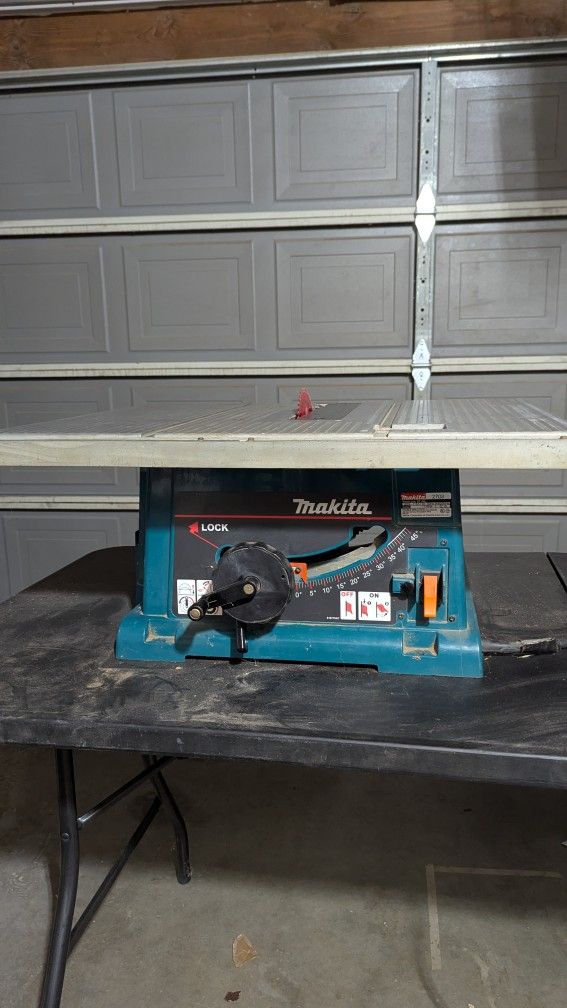 Makita 2703 Table Saw 