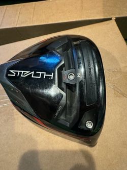 Taylormade Stealth Plus and Qi35 Driver heads with headcover