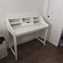 White Desk 