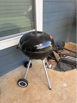 Charcoal grill (small)