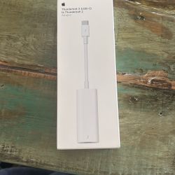 Thunderbolt 3 USB-C To Thunderbolt 2 Adapter. 