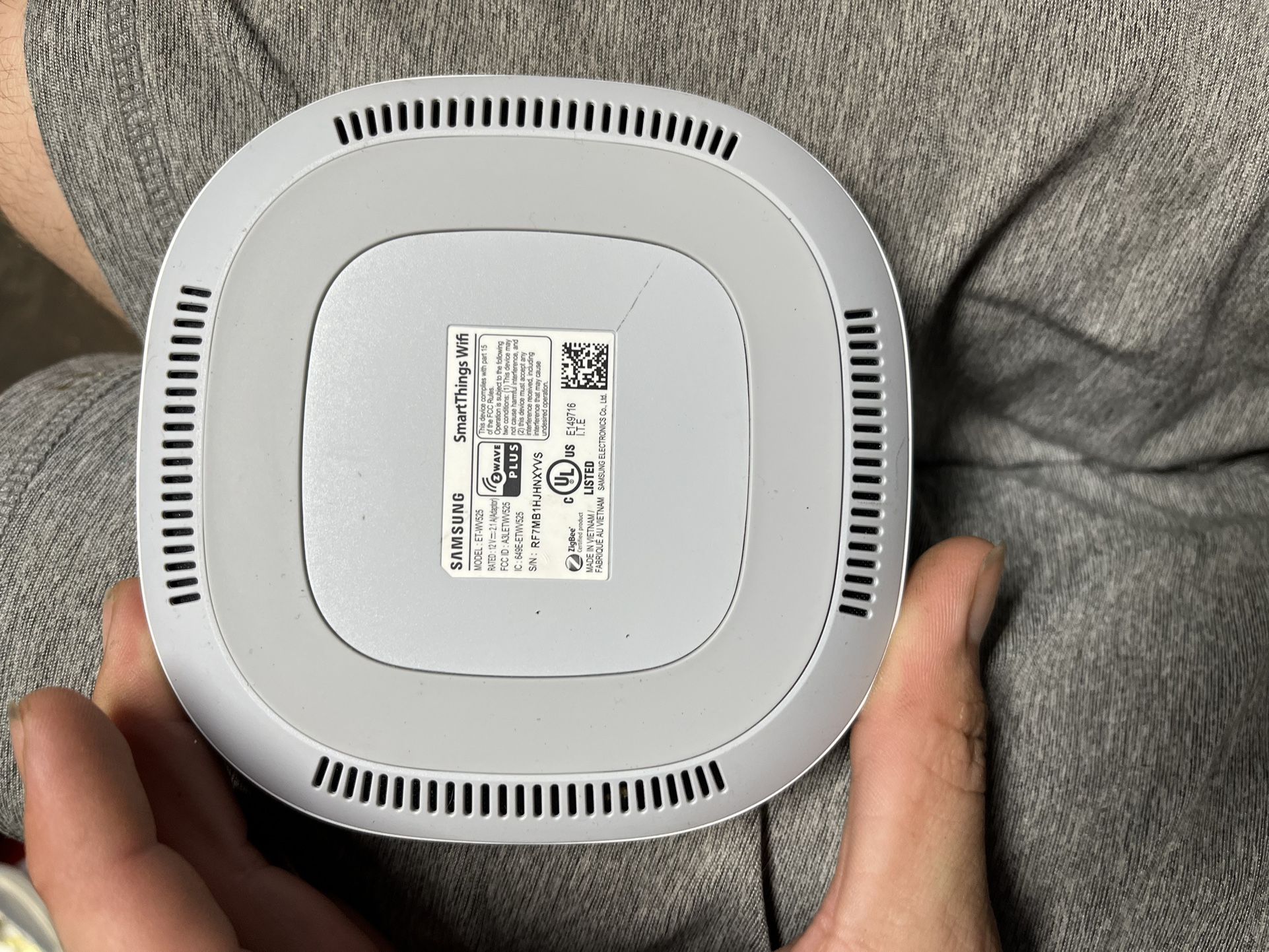 Samsung Wi-Fi router 