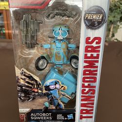 Transformers Deluxe Class ***SQWEEKS*** Brand New!