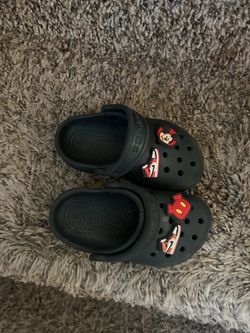 Crocs toddler sz6