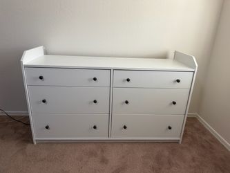 IKEA HAUGA 6-Drawer Dresser – White