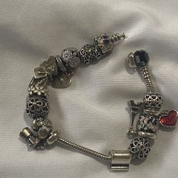 Pandora Bracelet And 16 Charms Good Condition 