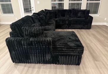 NEW IN  BOX - Black Sectional With Accent Pillows and STORAGE CHAISE** Finance Available $54 down