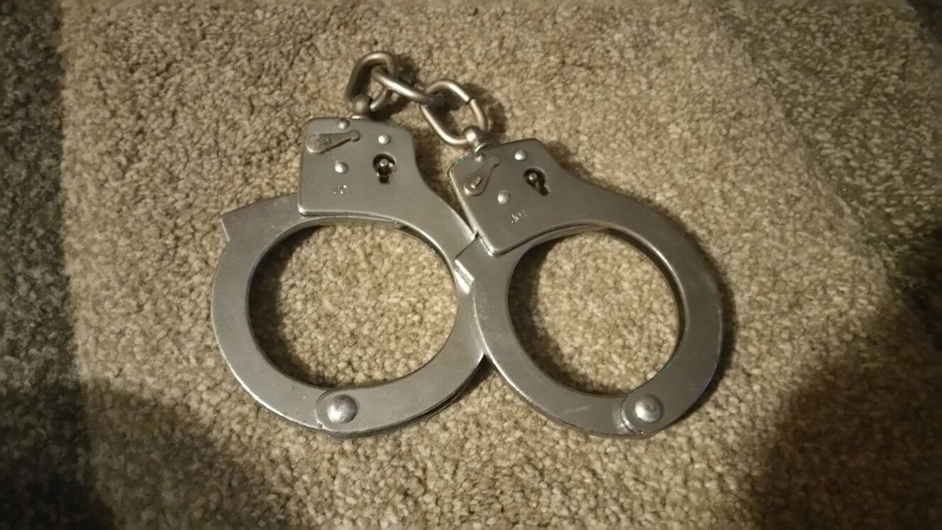 Metal Handcuffs No Key