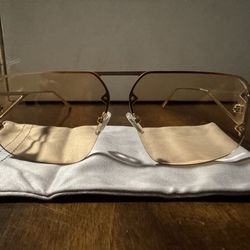 Trendy Gold Aviator-Style Sunglasses
