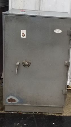 Used safe