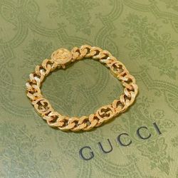 Luxury women's bracelet