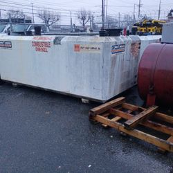 1000 Gal. Fuel Vault. $1200