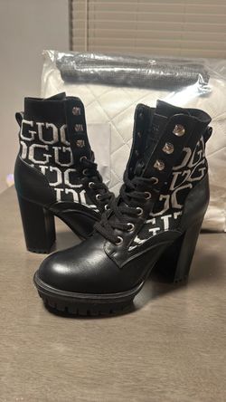 GUESS Black Chunky Heel Ankle Boots – Size 6