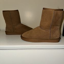 Women’s Size 9 Tan Suede Faux Fur Lined Weestep Boots 