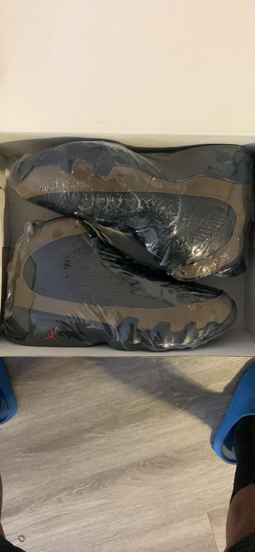 Jordan Nine Size 7 Y