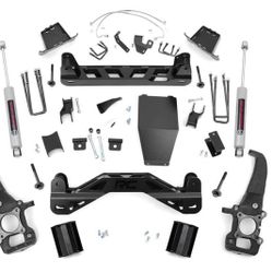 New. Rough-country 6” Suspension Lift Kit 04-08 Ford f150 4x4 