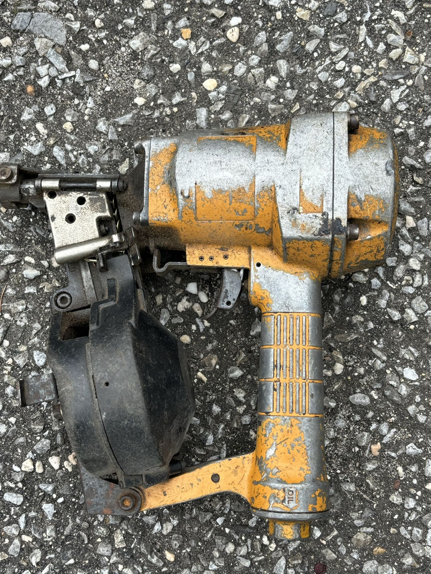 BOSTITCH N12 PNEUMATIC AIR ROOFING NAILER