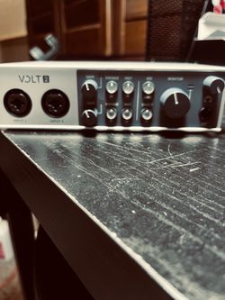 Universal Volt 2 USB Audio Interface