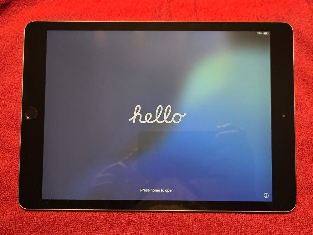 Ipad, Tablet 8th, Gen. 32gbs, 10.9inch, Good Conditions