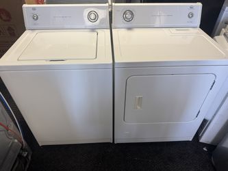 Roper Set Washer & Gas Dryer