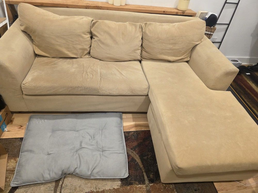 Reversible Sectional Couch