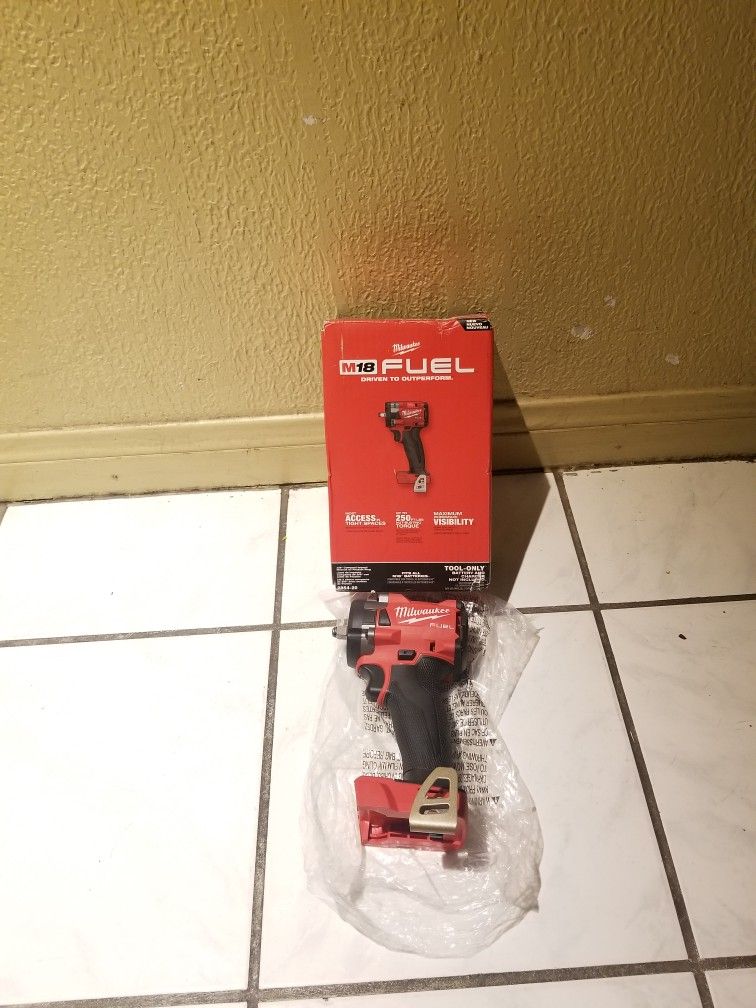 Milwaukee 3/8" Impact Wrench Brushless Fuel M18