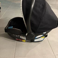 Infant Car Seats 