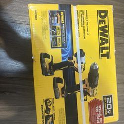 DEWALT 20V MAX Brushless Cordless Hammer Drill/Driver and Impact Driver Combo Kit with DEWALT 