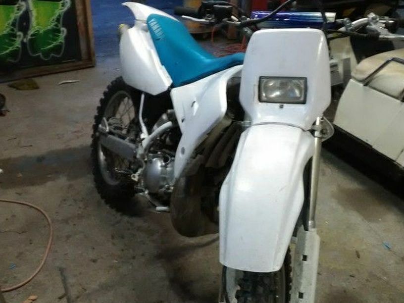 1992 Yamaha WR 200