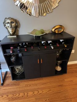 Side Board