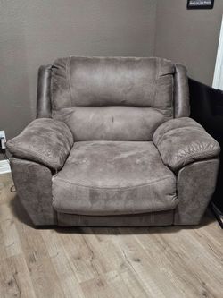 Electric Reclining Chair