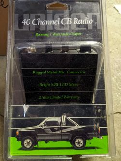 Uniden 40 channel CB   radio truck/car 