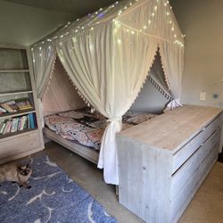 Restoration Hardware Trundle Bed Set