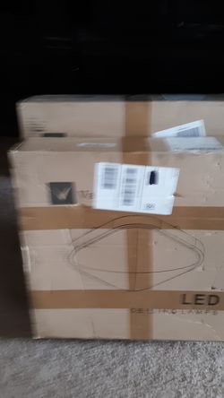 2 LED bathroom or kitchen lights