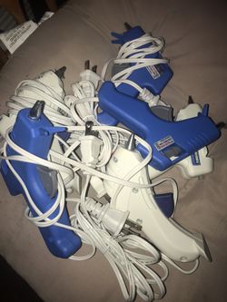 Mini hot glue guns