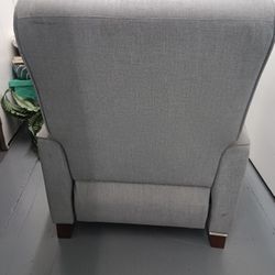 Recliner Chair 