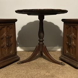 2 End Table And A Accessories Table