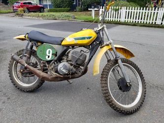 (2) 1972 Suzuki TM 250