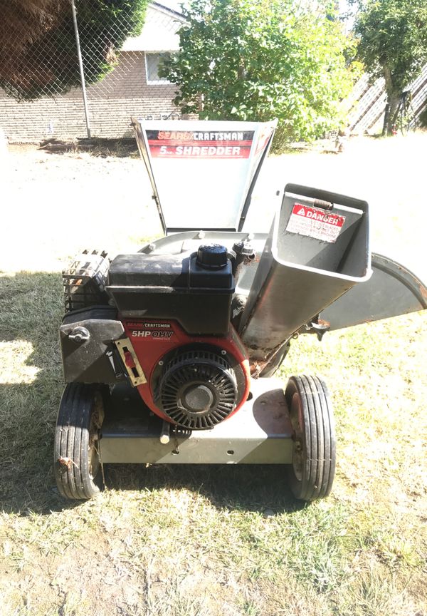 Sears Craftsman 5 hp Shredder (wood chipper) for Sale in Normandy Park